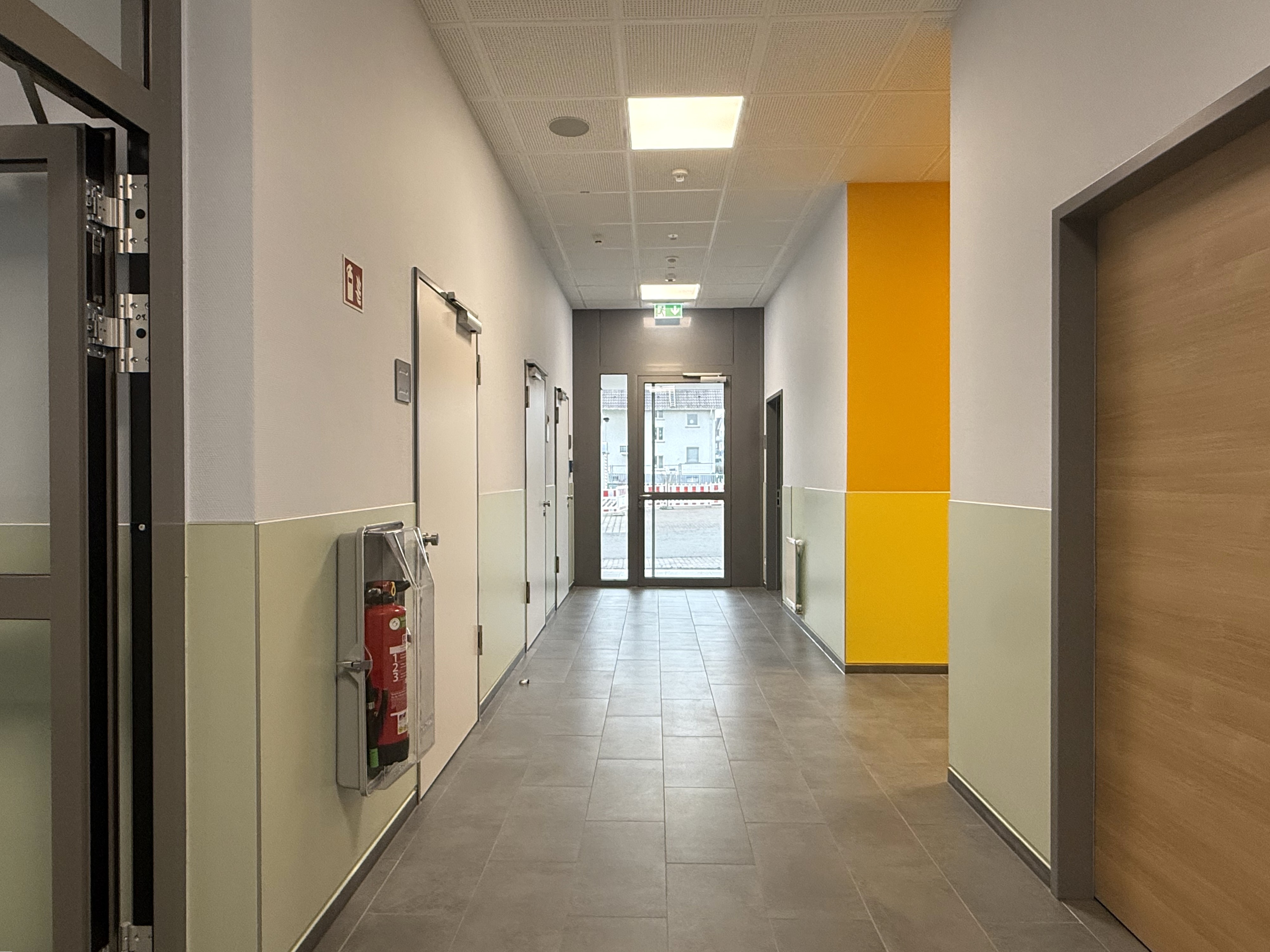 Wöllstadt, Fritz-Erler-Schule, Erweiterung